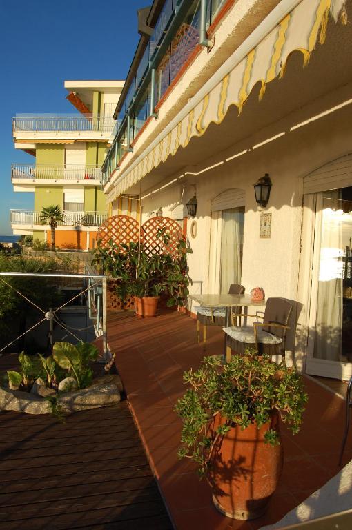 Villa Rita Sanremo Rum bild